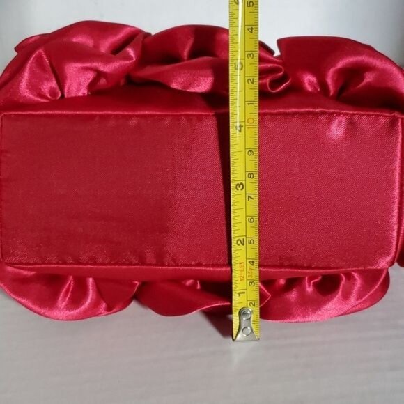 For Your Ease Only Clutch Bag Pouch Purse Red Satin Roses WOMEN'S WOMAN'S - Picture 5 of 16
